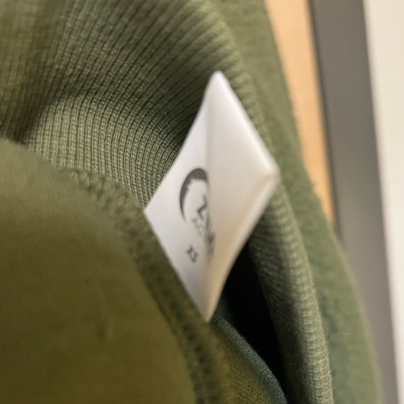 Zyia Active Flying V Sherpa Bomber Jacket - Picture 10 of 12